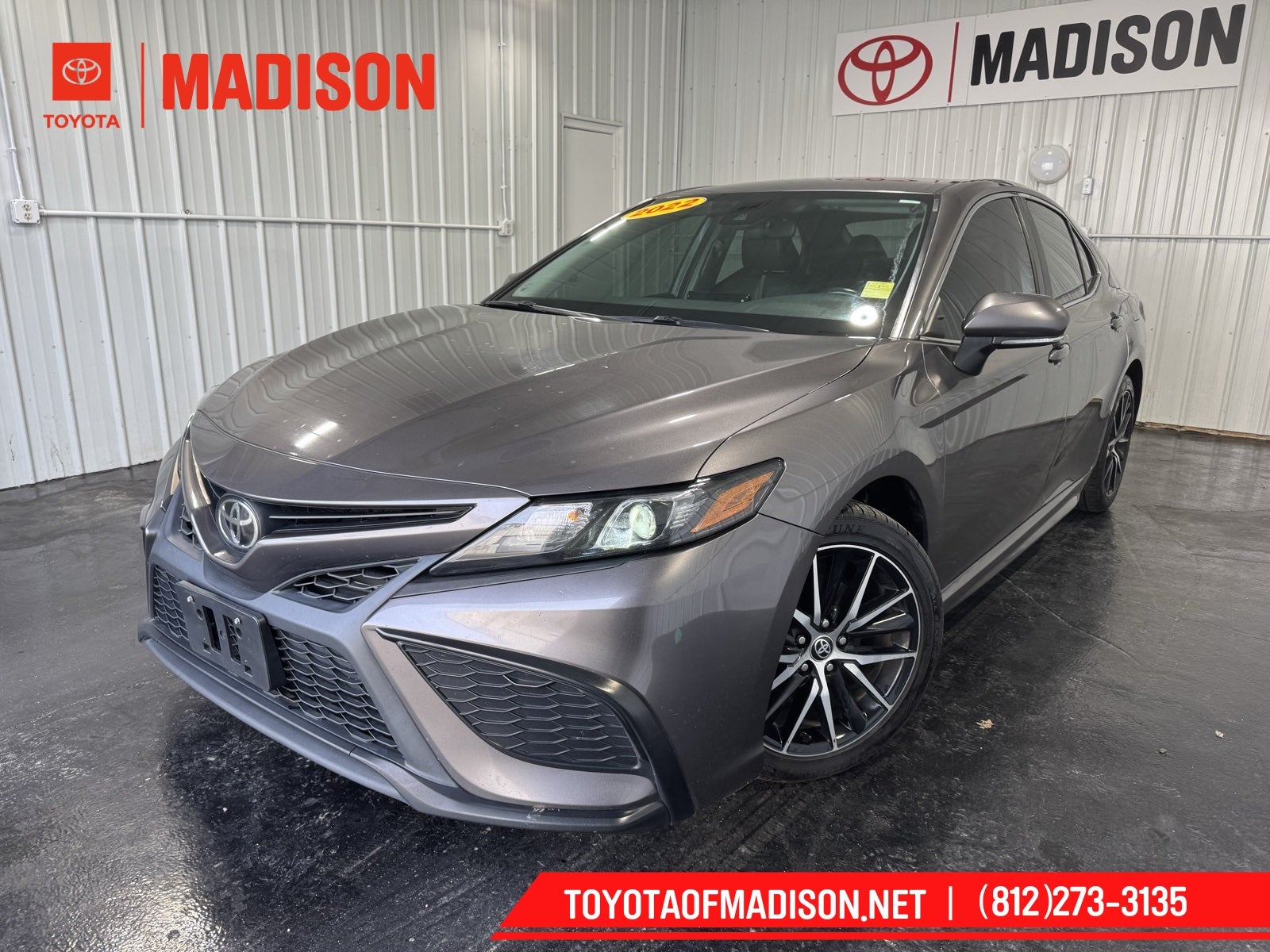 2022 Toyota Camry SE