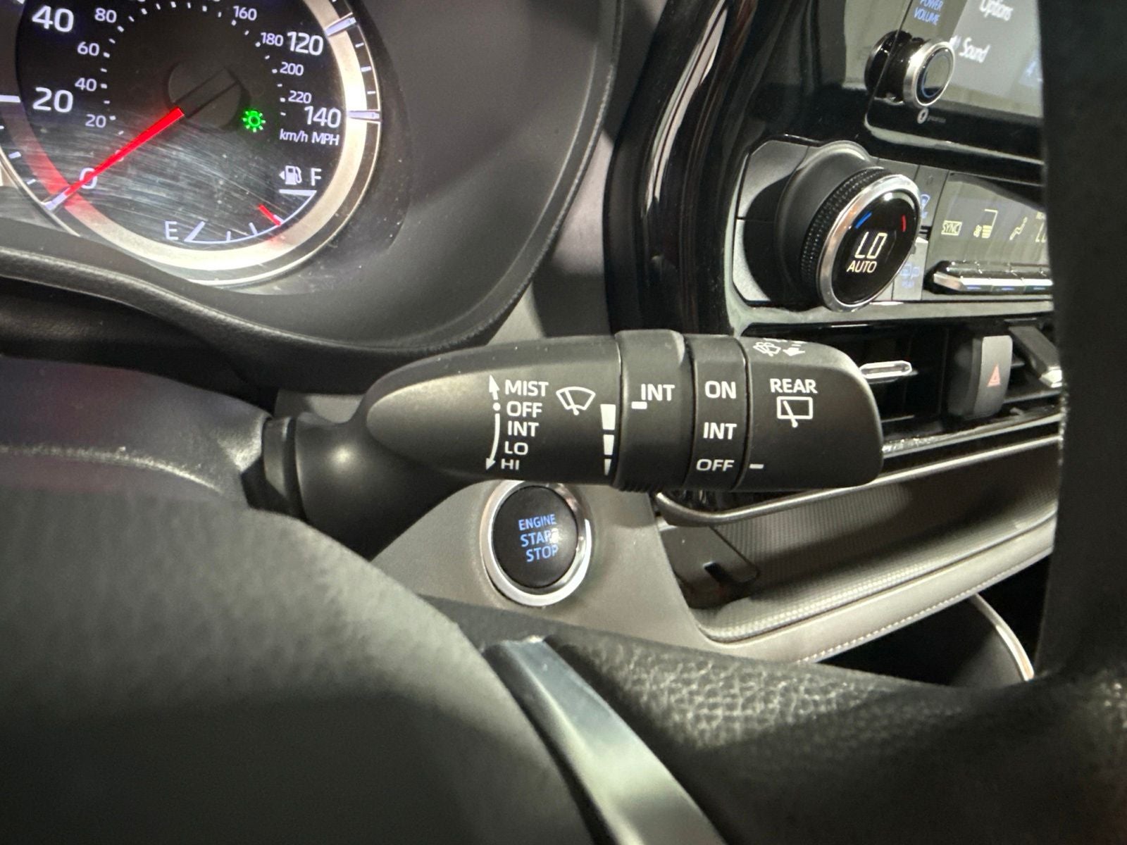 2020 Toyota Highlander L