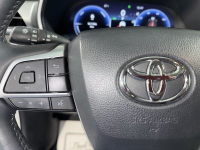2023 Toyota Highlander Hybrid Platinum