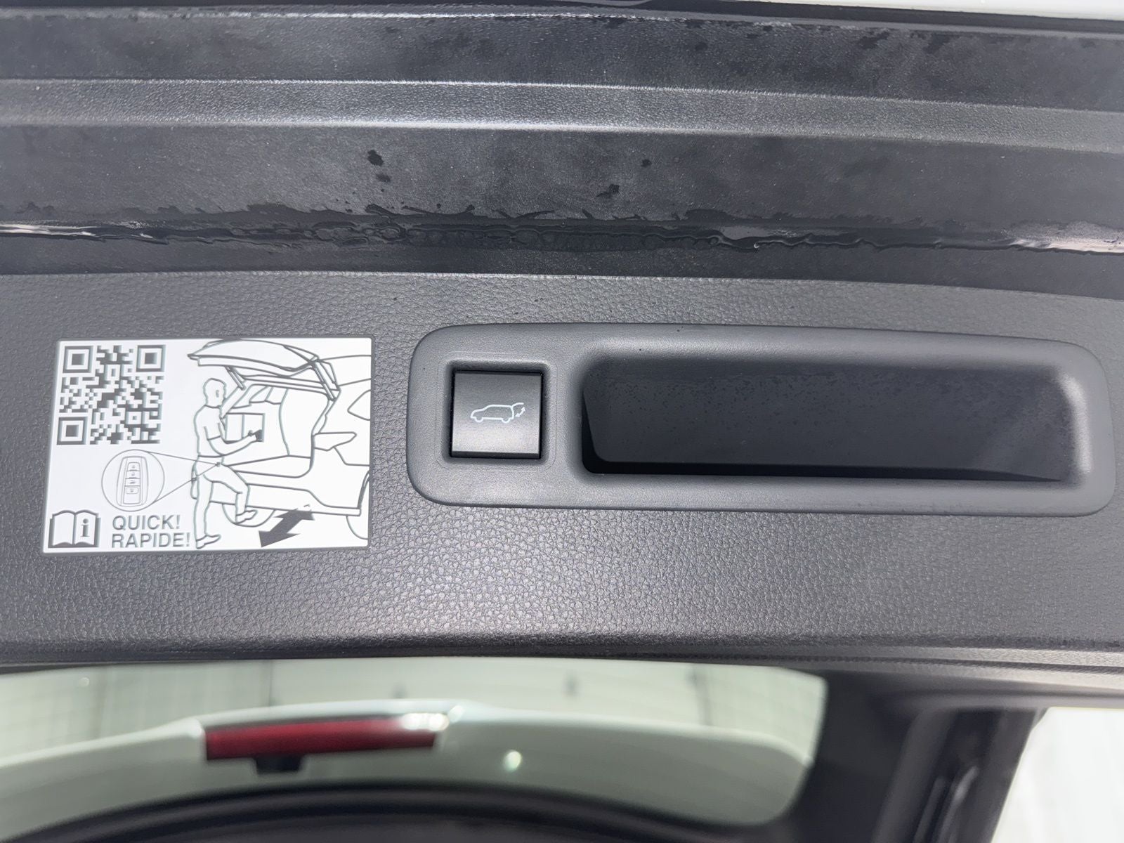 2023 Toyota Highlander Hybrid Platinum