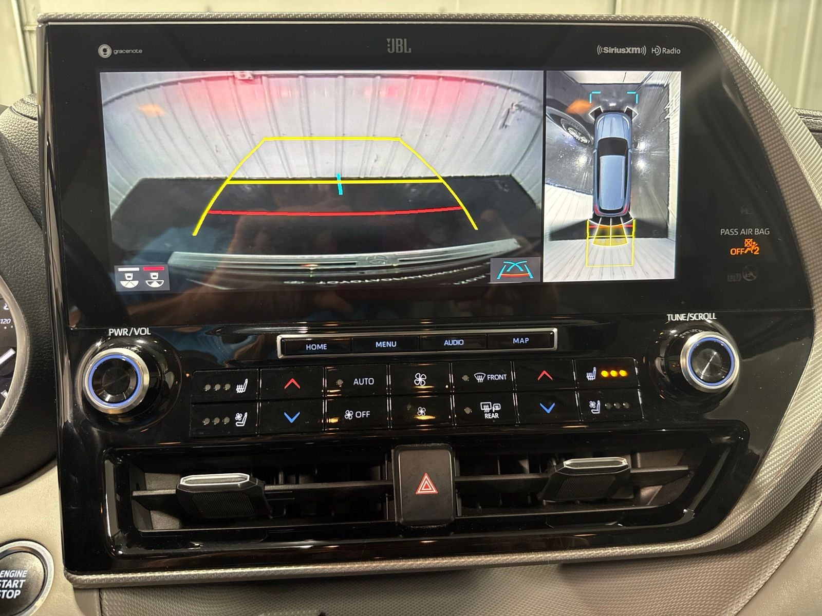 2020 Toyota Highlander Platinum