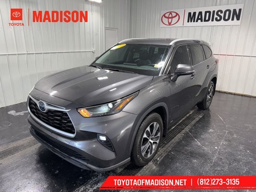 2022 Toyota Highlander Hybrid XLE