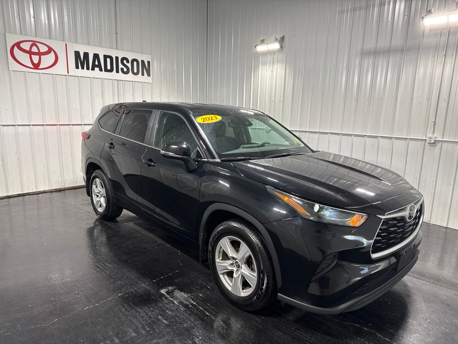 2023 Toyota Highlander L