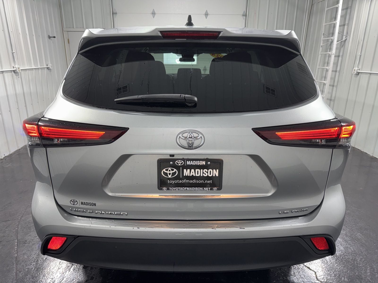 2024 Toyota Highlander LE