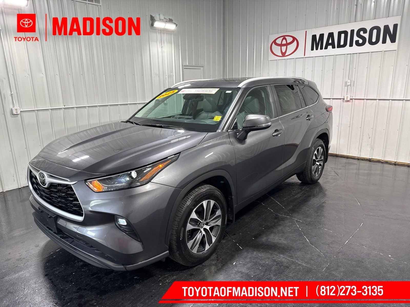 2025 Toyota Highlander XLE
