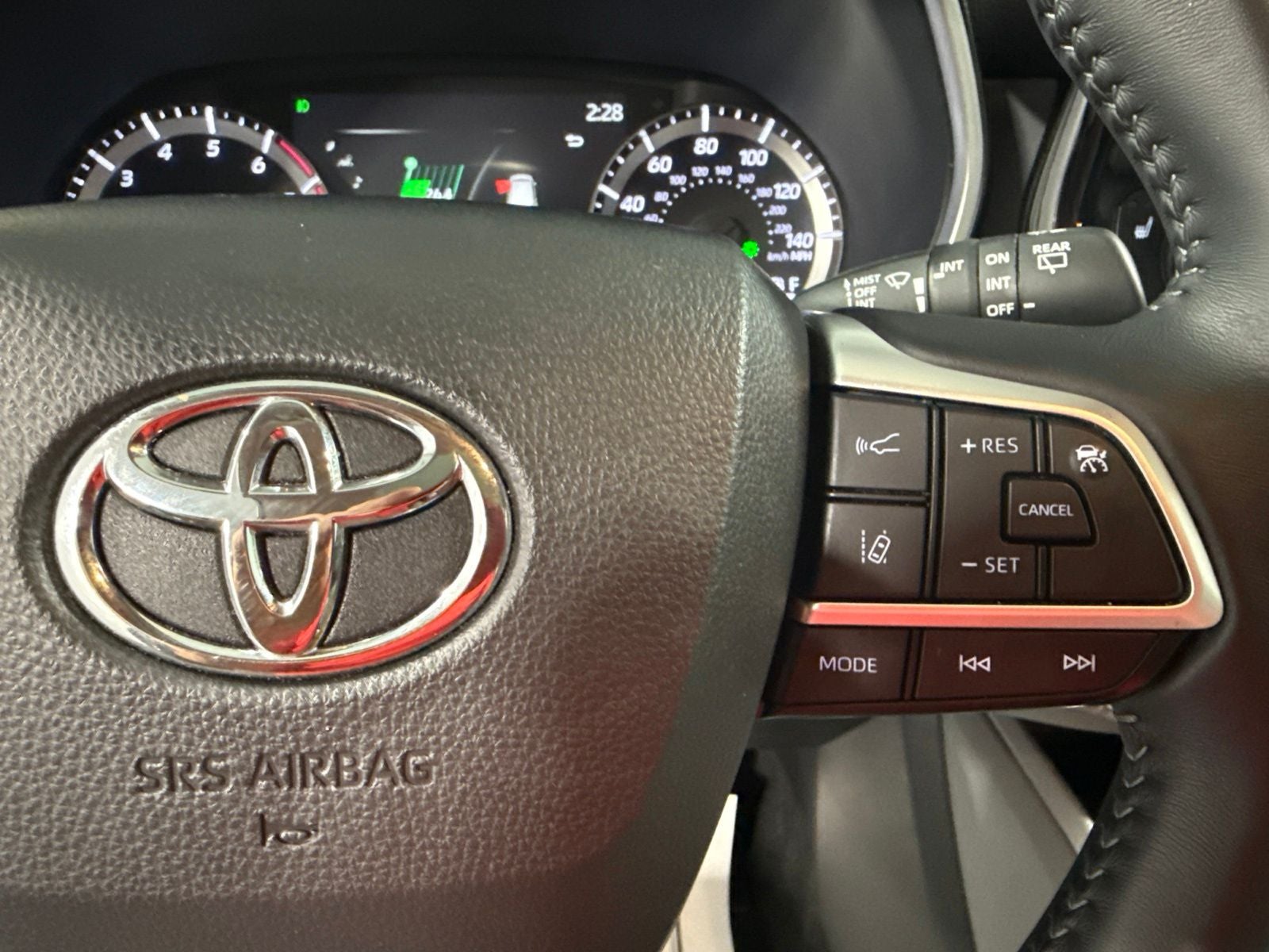 2025 Toyota Highlander XLE
