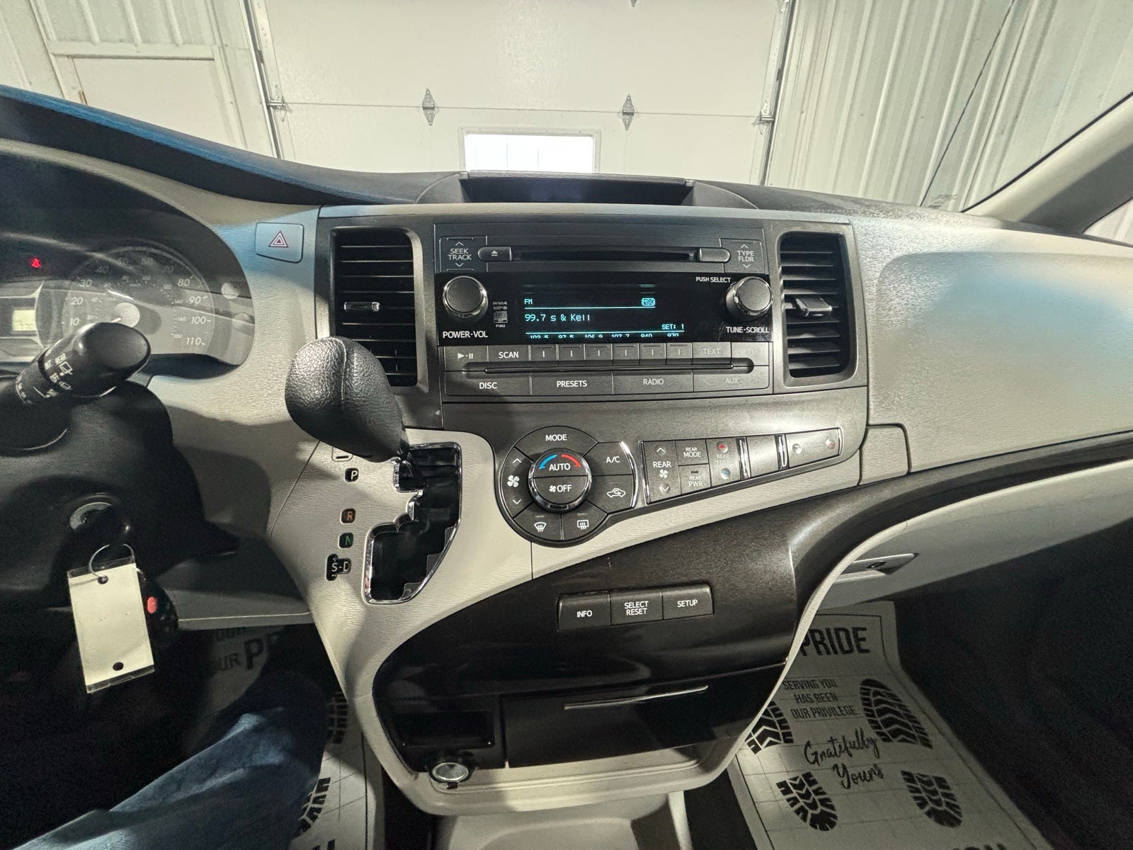2013 Toyota Sienna LE