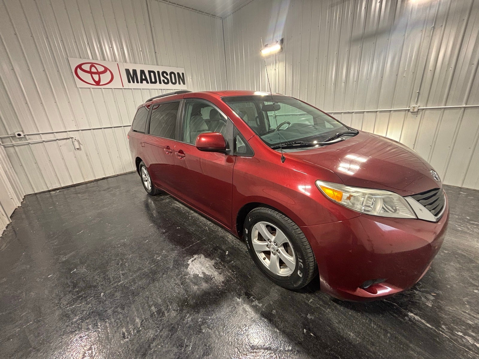 2013 Toyota Sienna LE