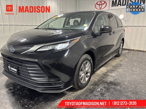 2024 Toyota Sienna LE 8 Passenger