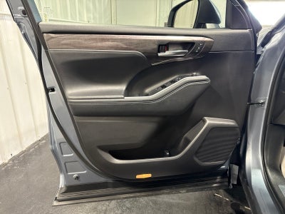 2021 Toyota Highlander Hybrid Limited