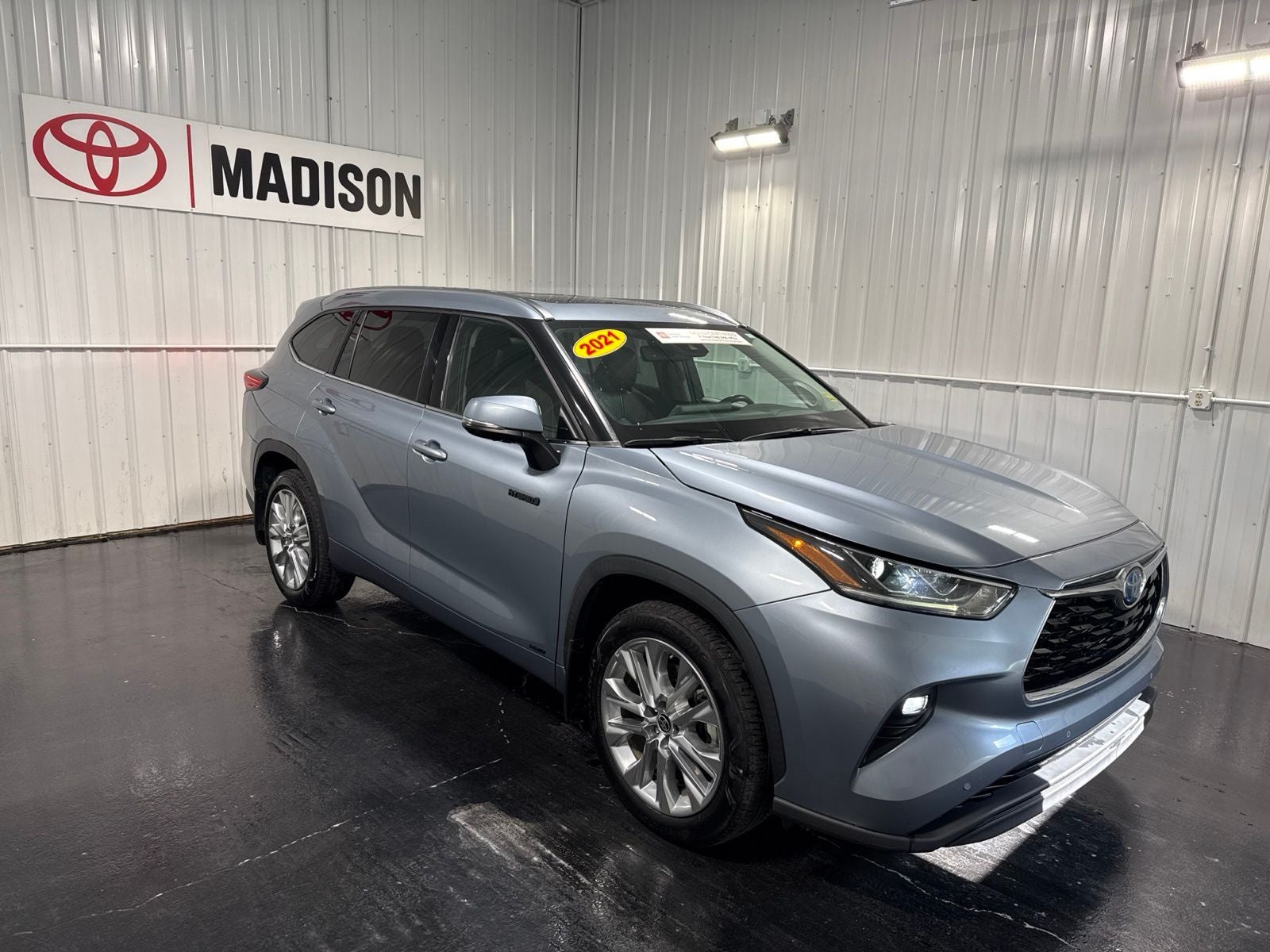 2021 Toyota Highlander Hybrid Limited