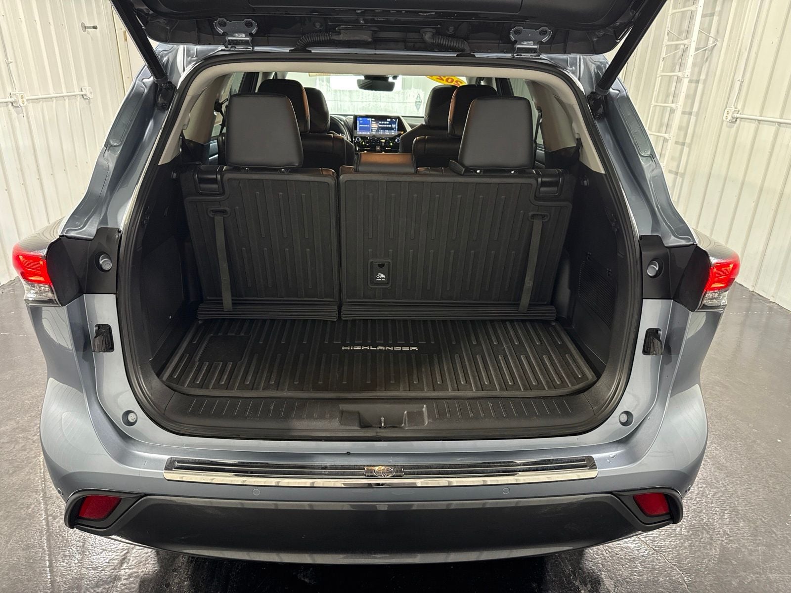 2021 Toyota Highlander Hybrid Limited