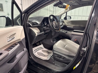 2024 Toyota Sienna XLE 8 Passenger