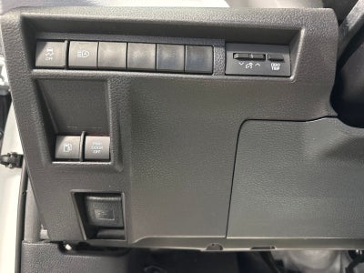 2025 Toyota Sienna XLE 8 Passenger