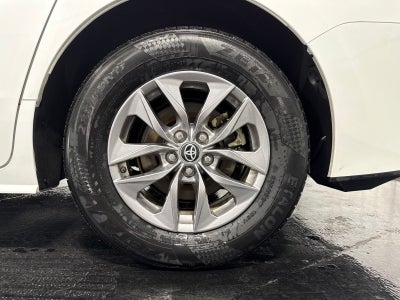 2025 Toyota Sienna XLE 8 Passenger