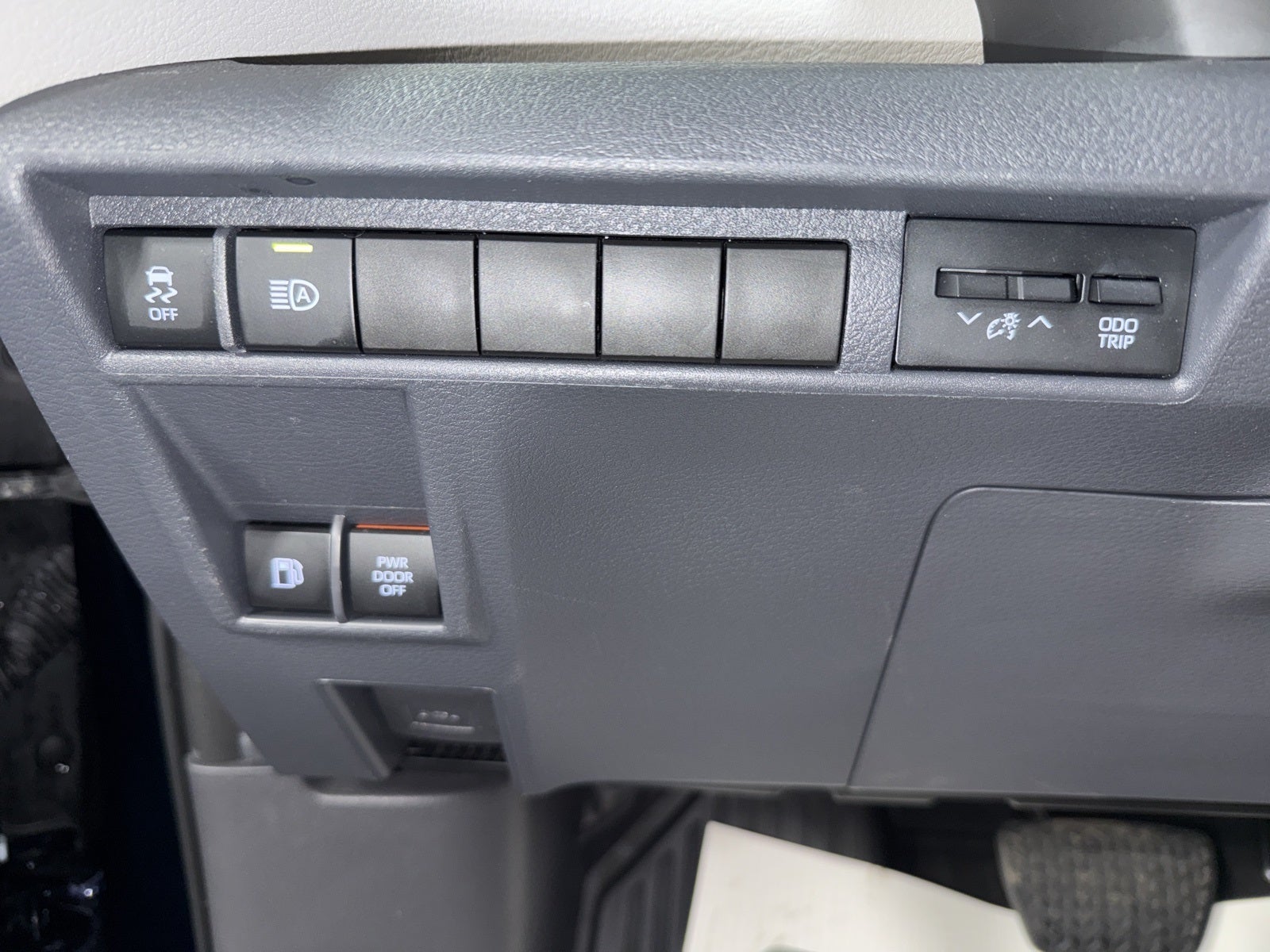 2023 Toyota Sienna XLE 7 Passenger