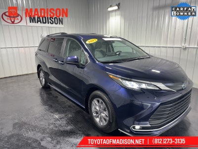 2023 Toyota Sienna XLE 7 Passenger
