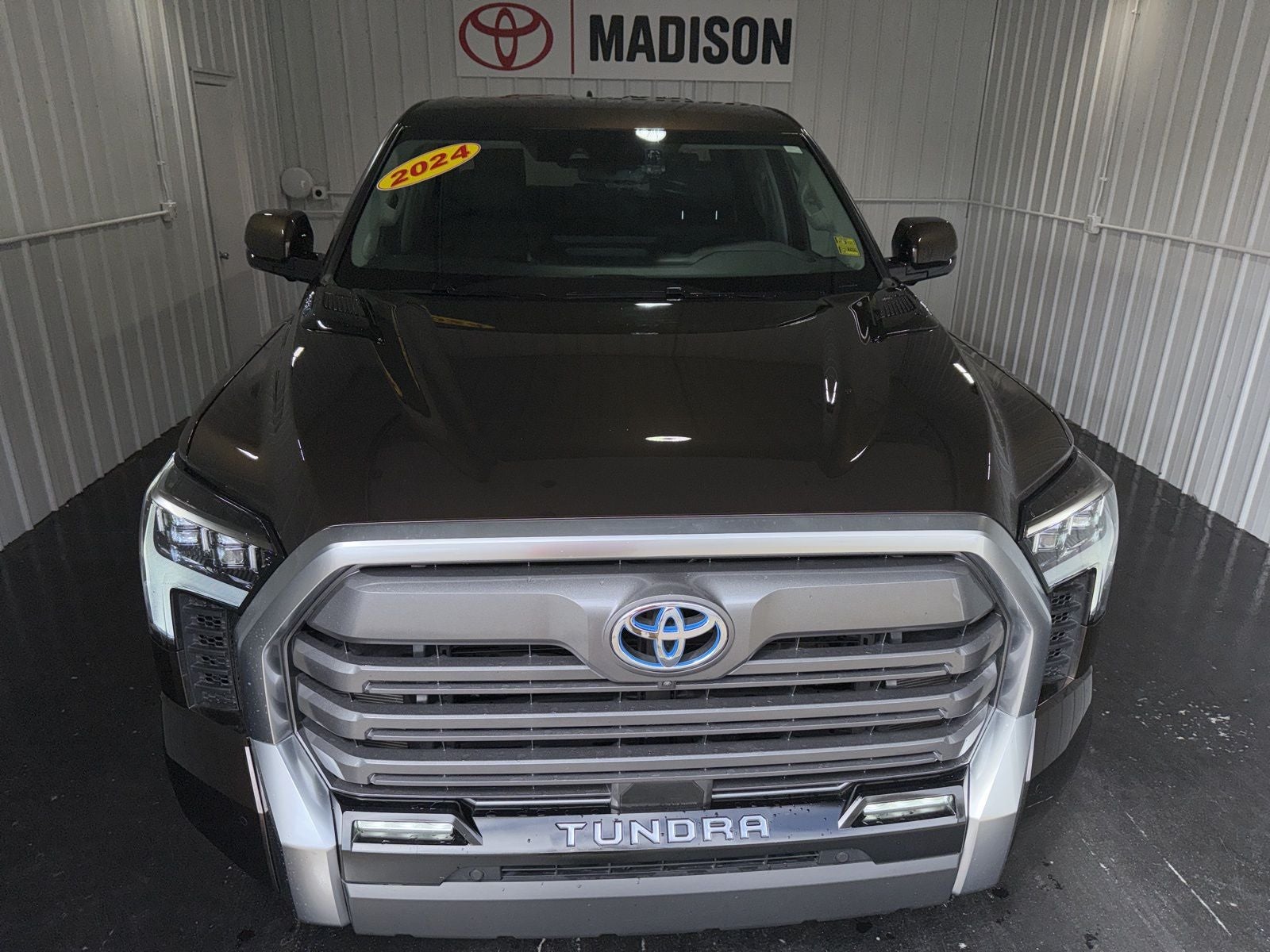 2024 Toyota Tundra Hybrid Limited