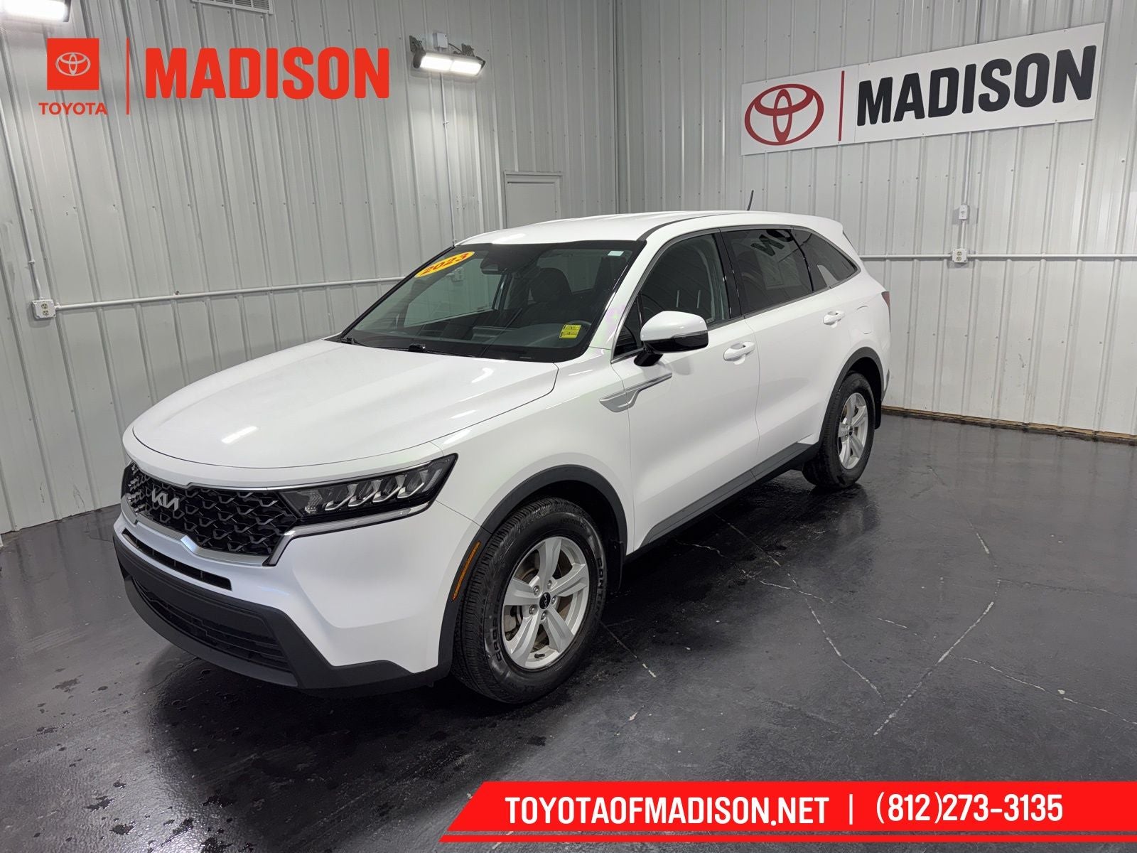 2023 Kia Sorento LX