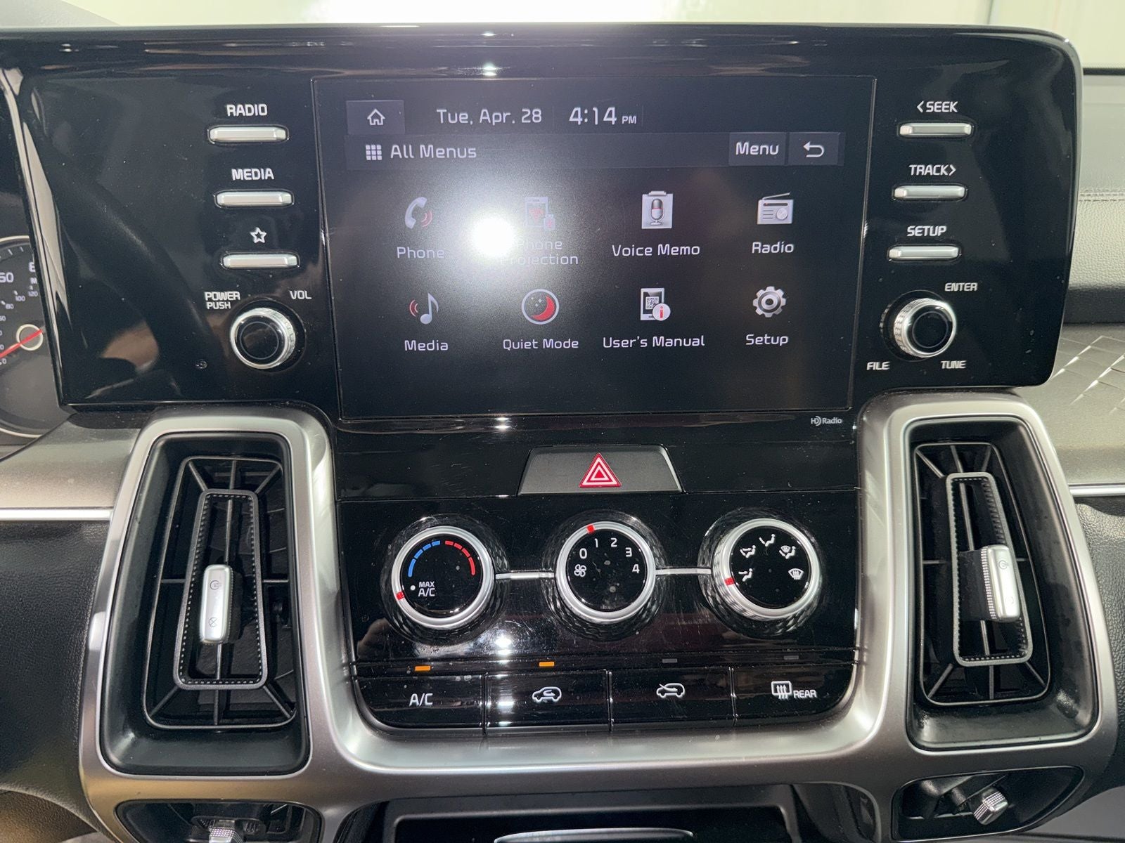 2023 Kia Sorento LX