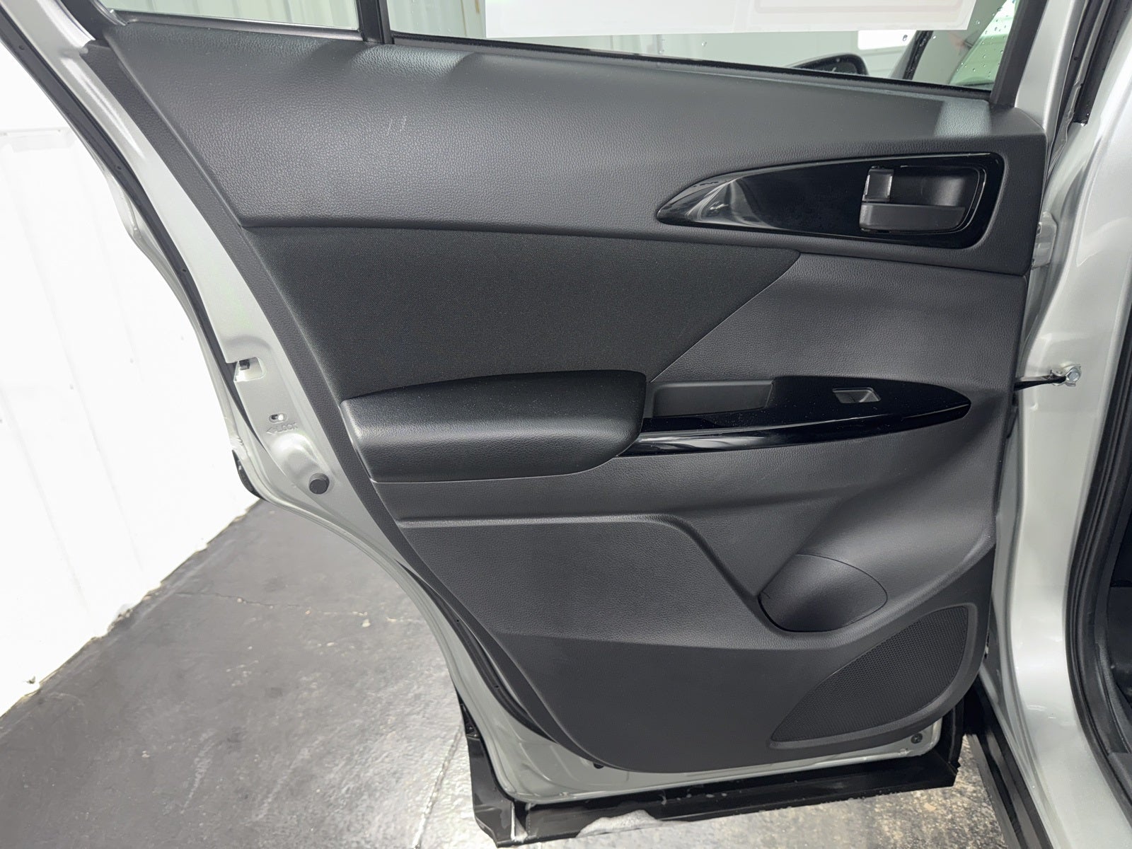 2025 Mitsubishi Eclipse Cross LE