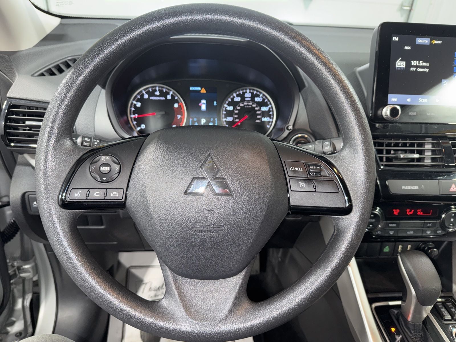 2025 Mitsubishi Eclipse Cross LE