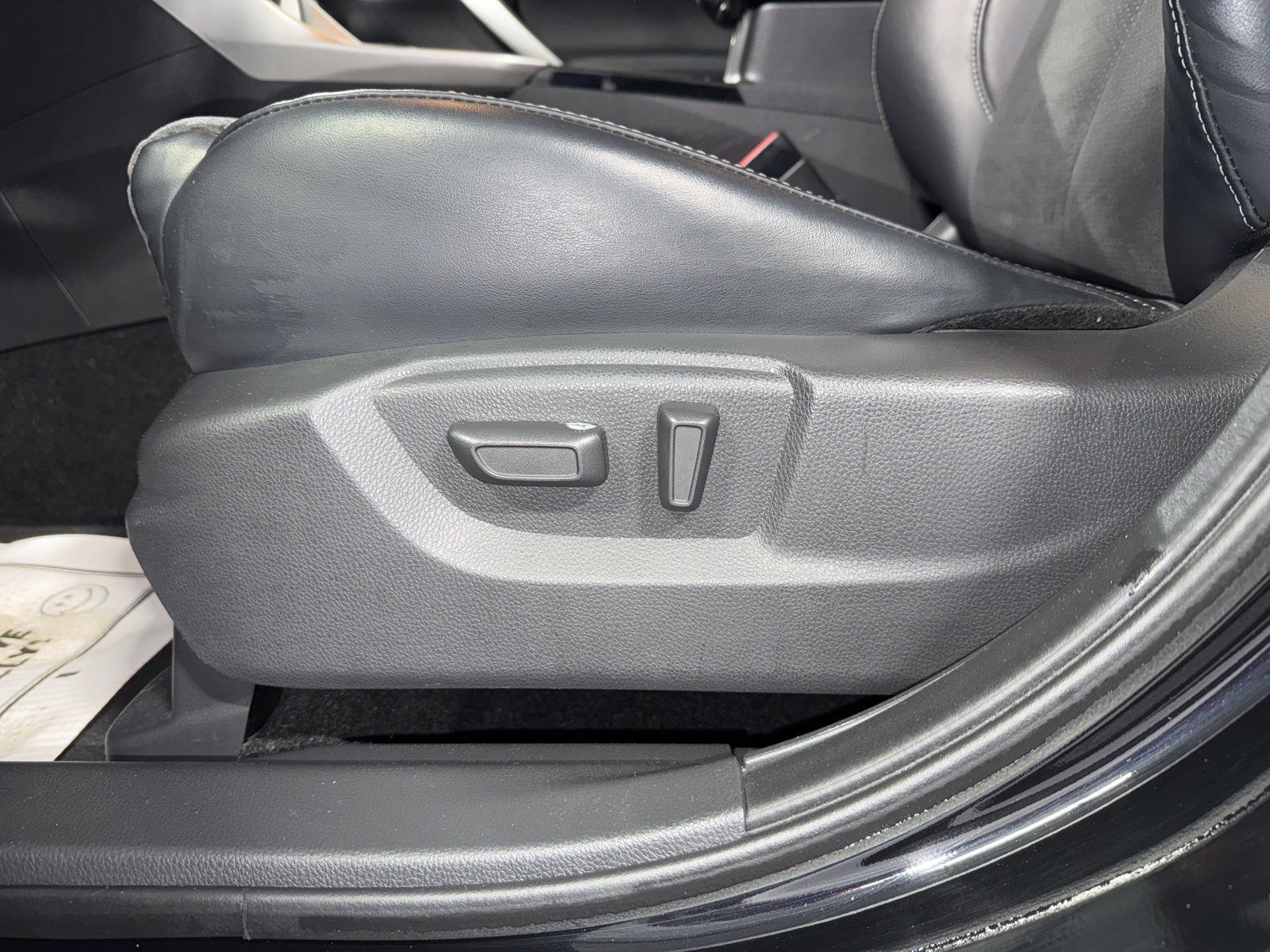 2025 Mitsubishi Eclipse Cross SE