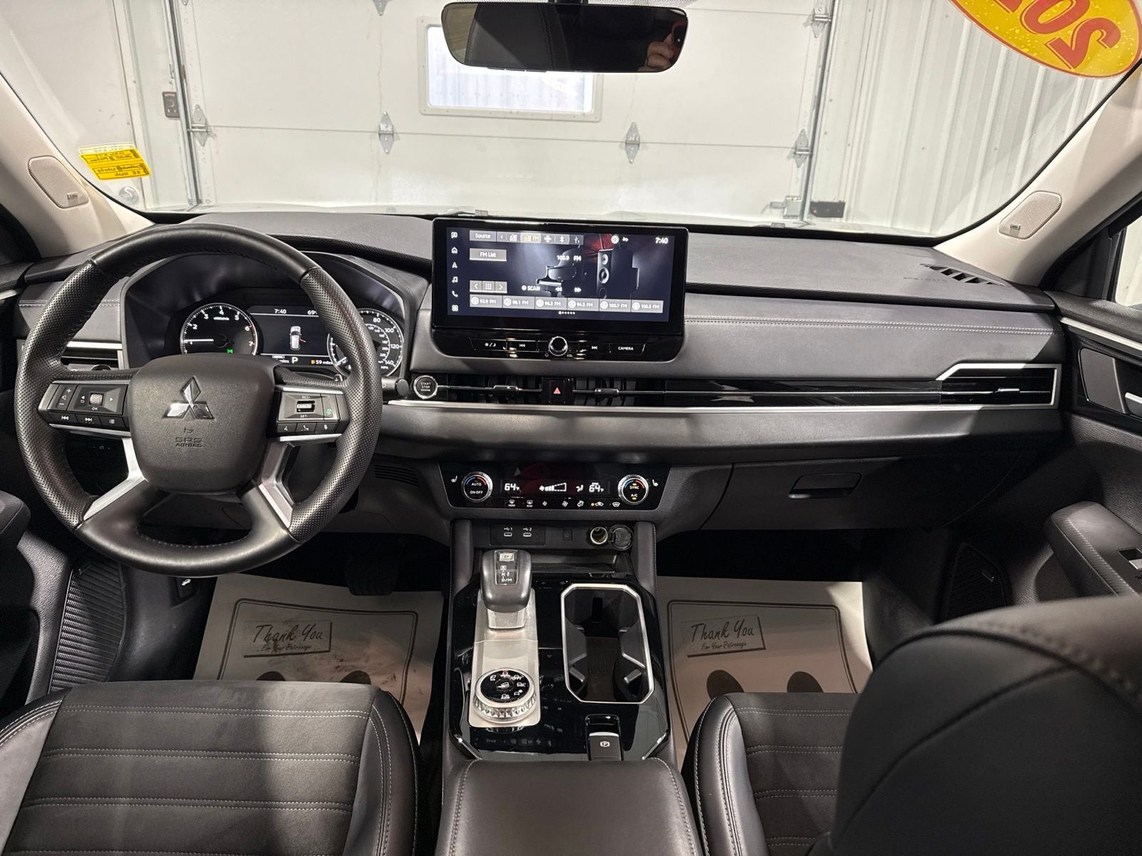 2025 Mitsubishi Outlander SE