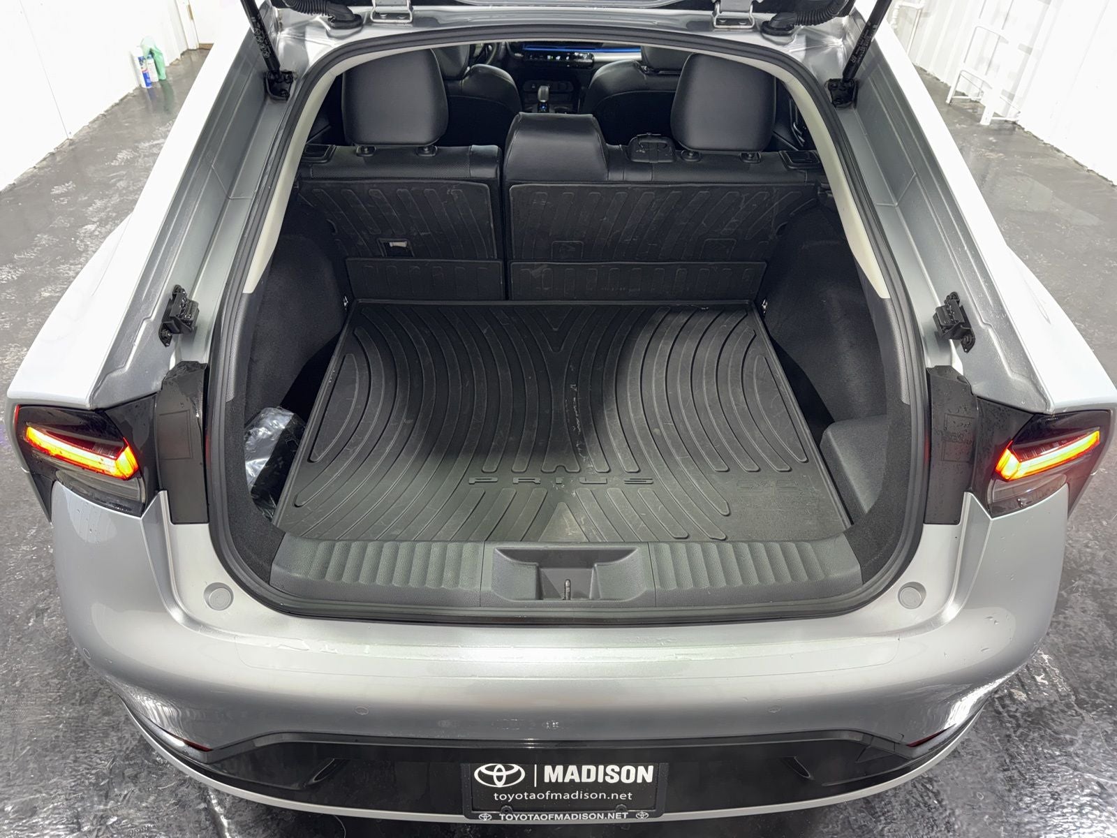 2023 Toyota Prius XLE