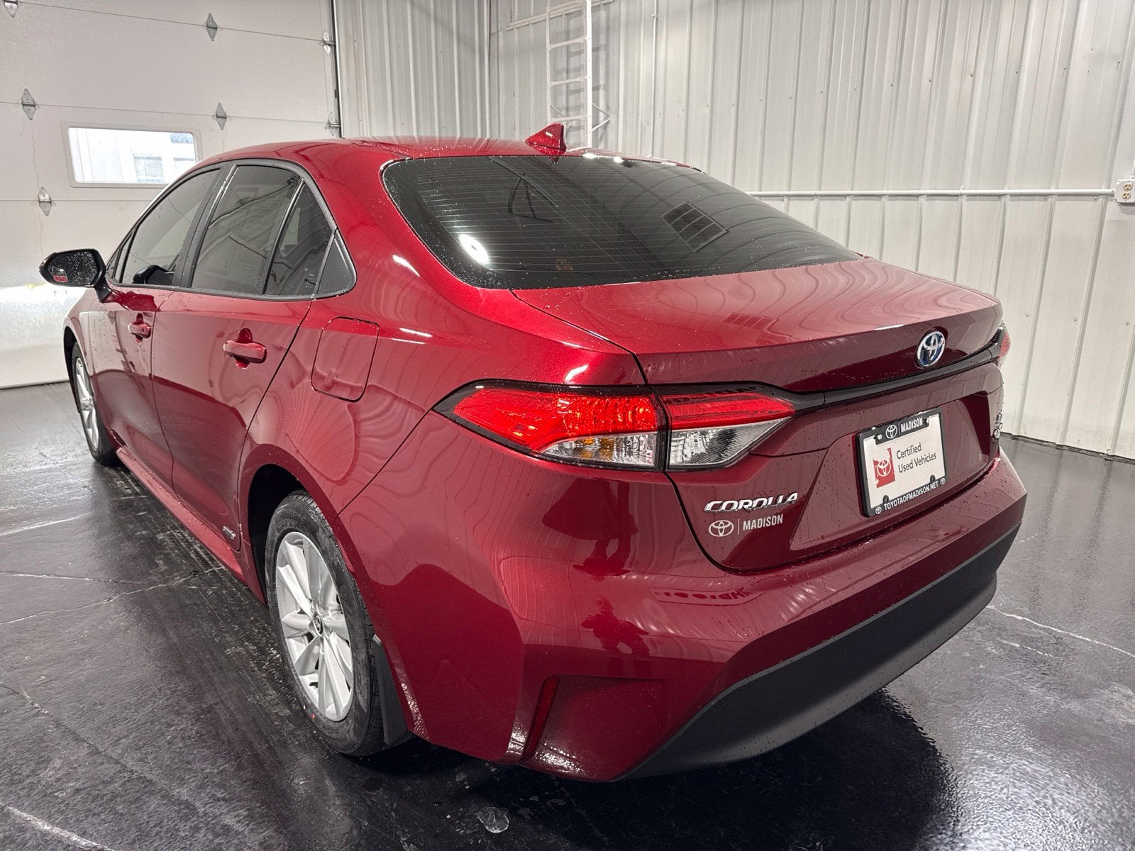 2025 Toyota Corolla Hybrid LE