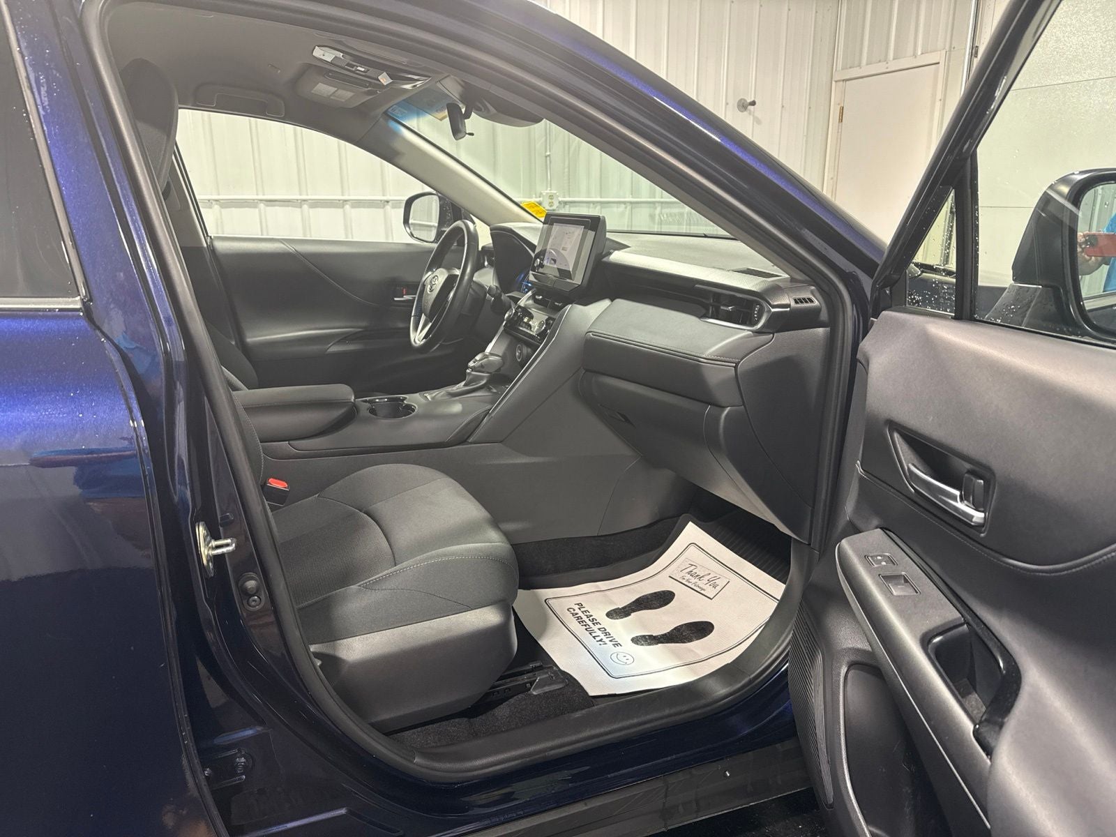 2023 Toyota Venza LE