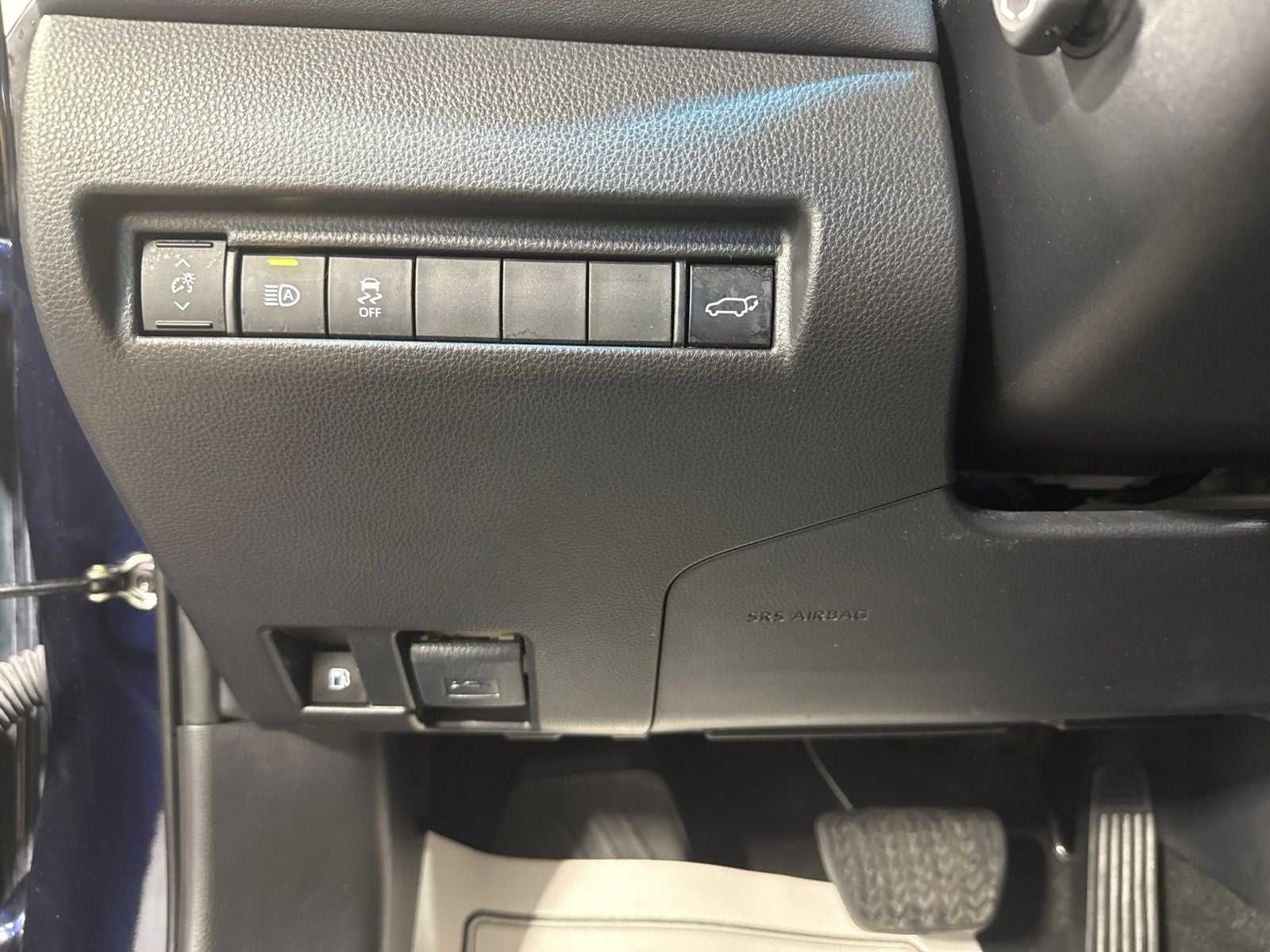 2023 Toyota Venza LE