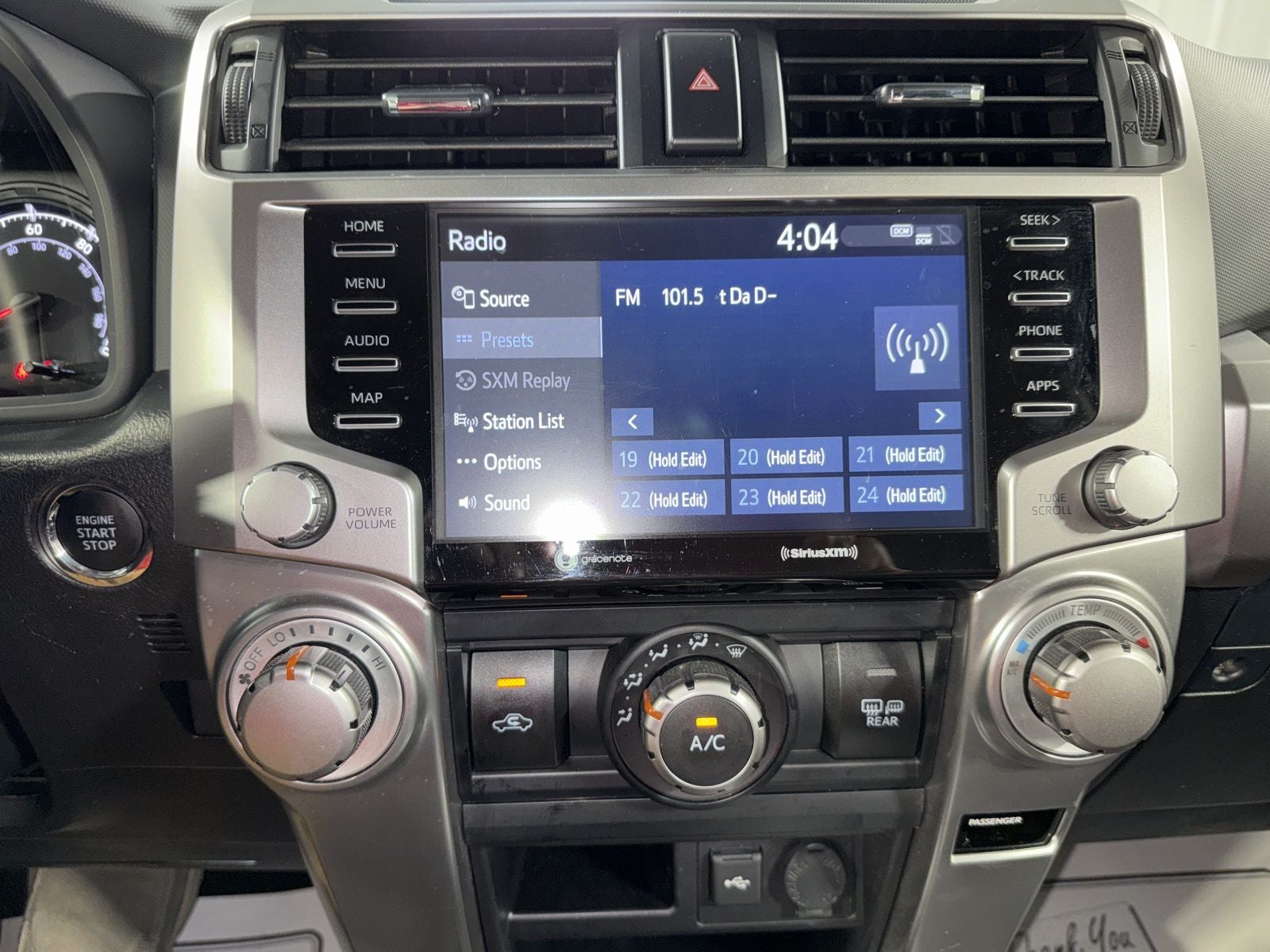 2024 Toyota 4Runner SR5