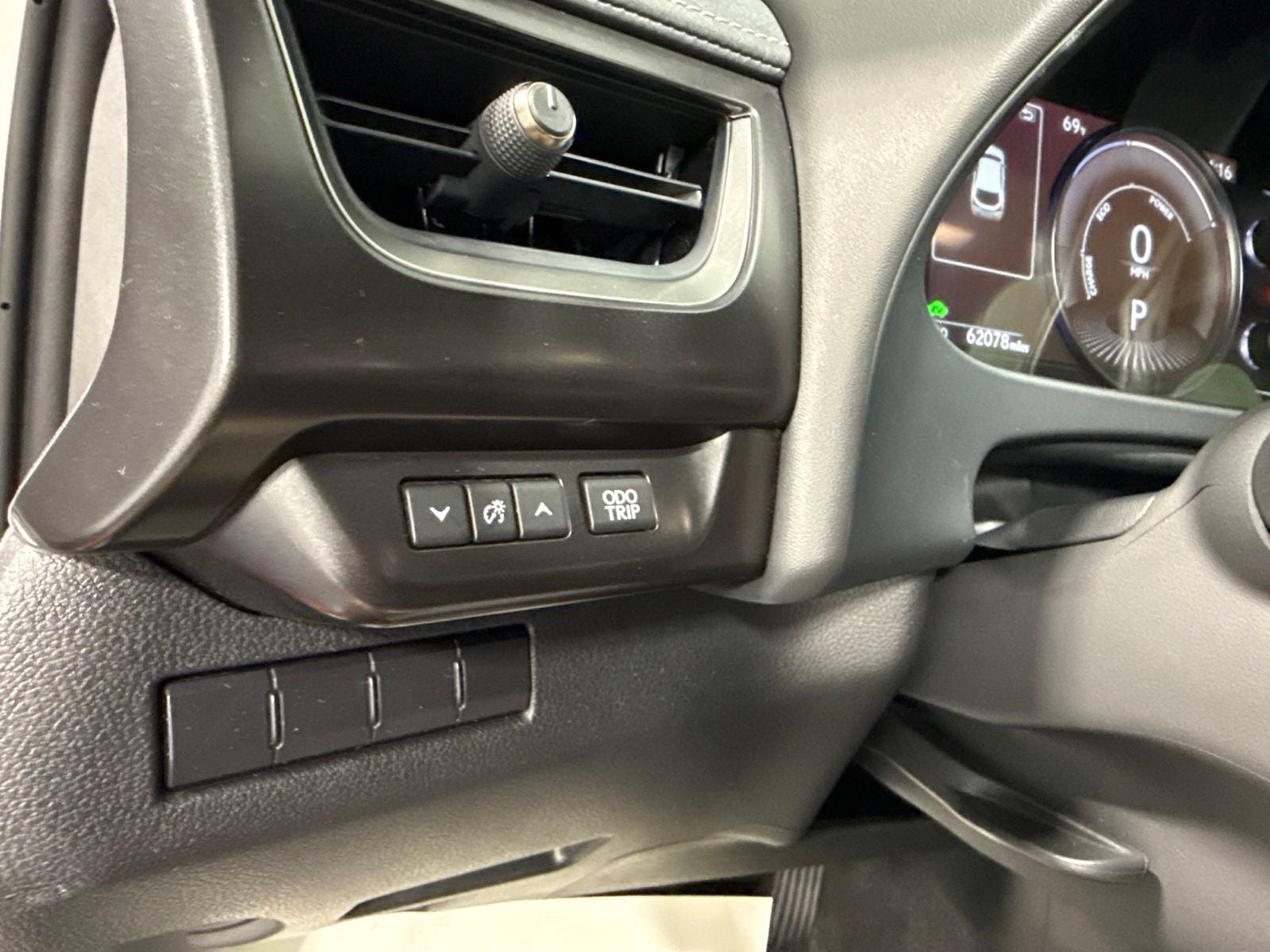 2020 Lexus UX 250h Base