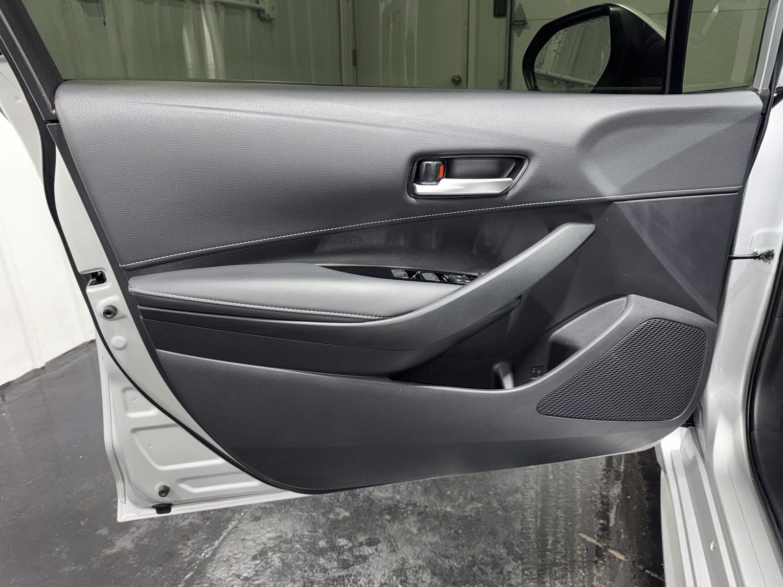 2024 Toyota Corolla Hatchback SE