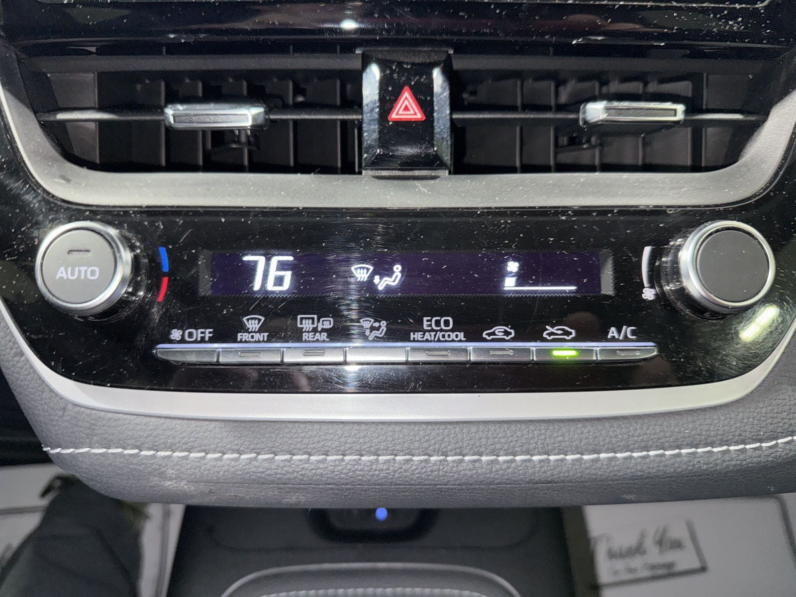 2024 Toyota Corolla Hatchback SE