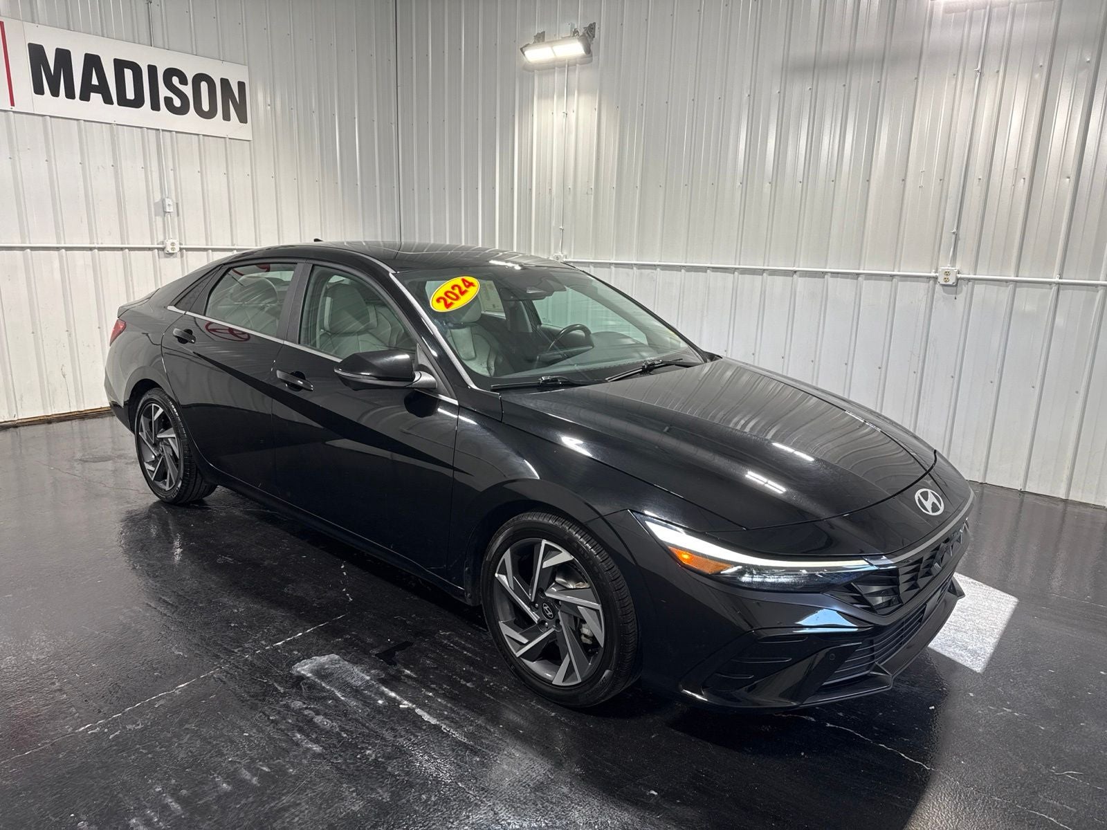 2024 Hyundai Elantra Limited