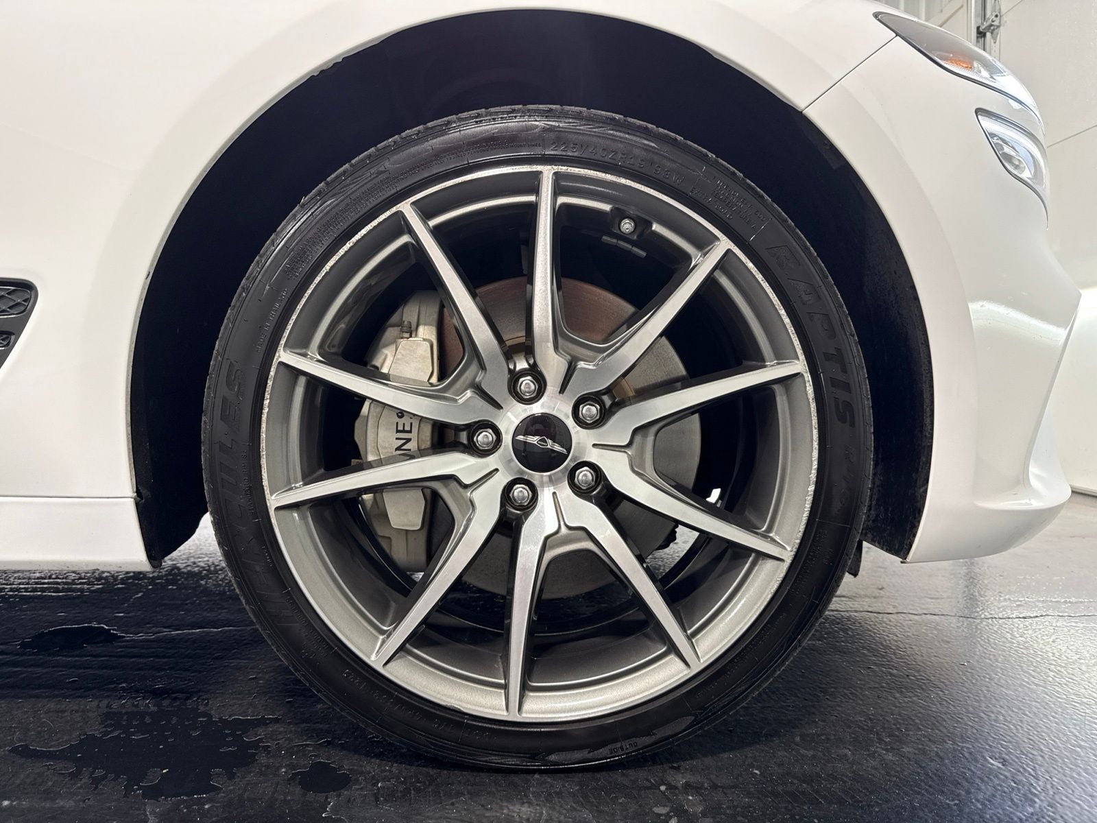 2025 Genesis G70 2.5T