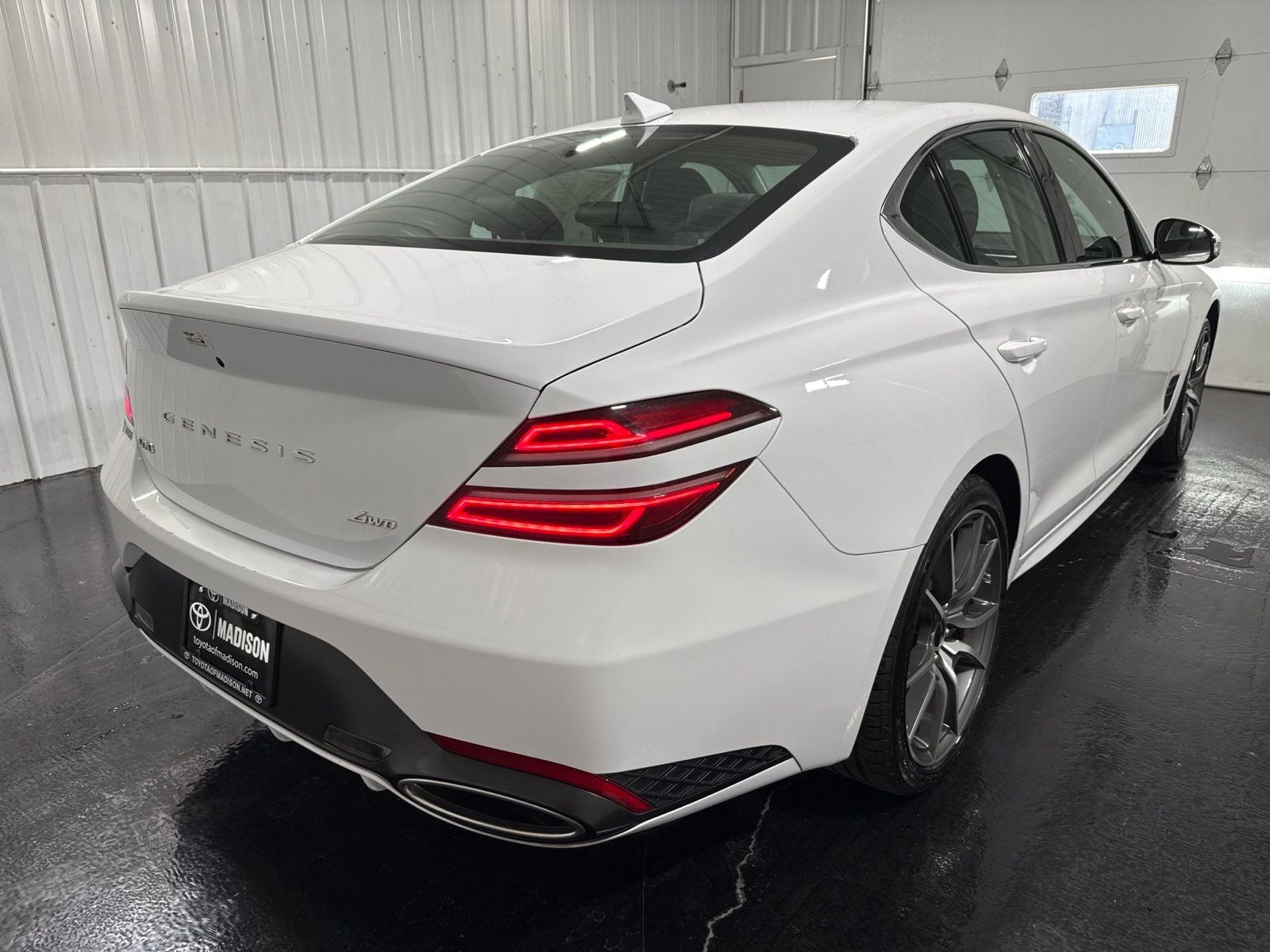 2025 Genesis G70 2.5T