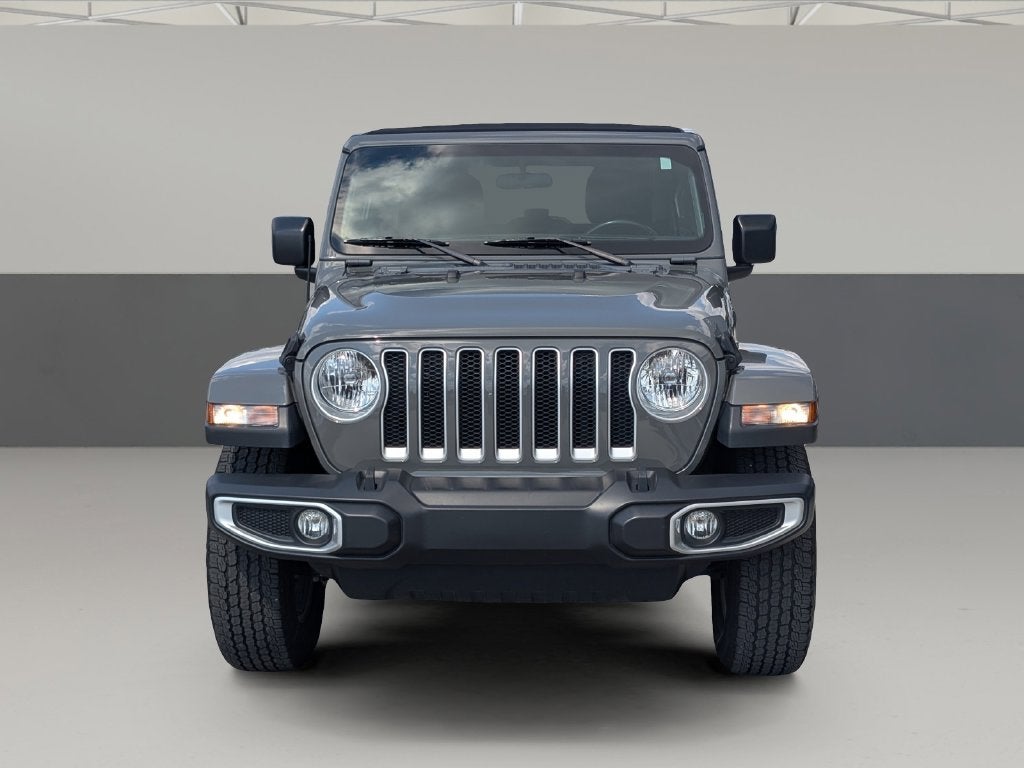 2020 Jeep Wrangler Unlimited Sahara w/Sky One-Touch Power Top