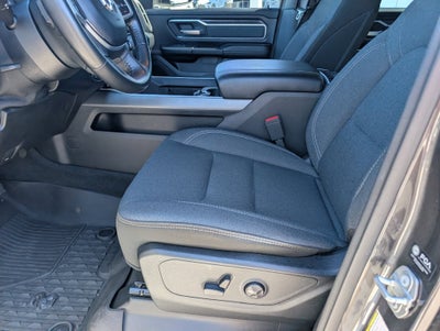 2021 RAM 1500 Big Horn/Lone Star NIGHT EDITION