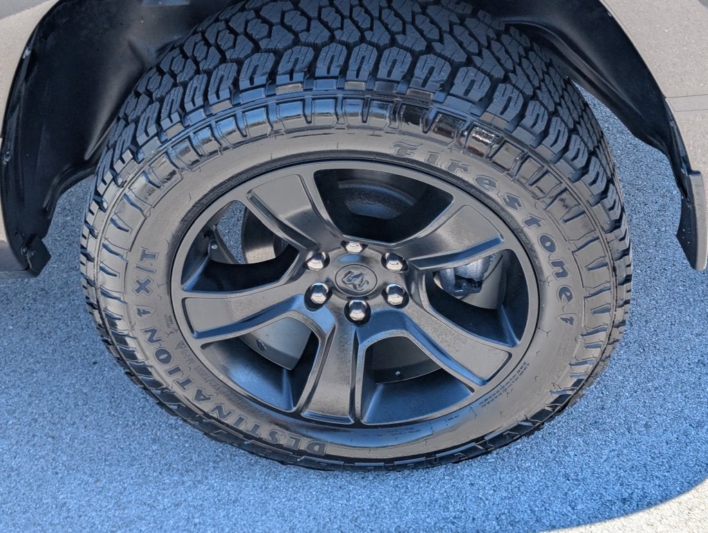 2021 RAM 1500 Big Horn/Lone Star NIGHT EDITION