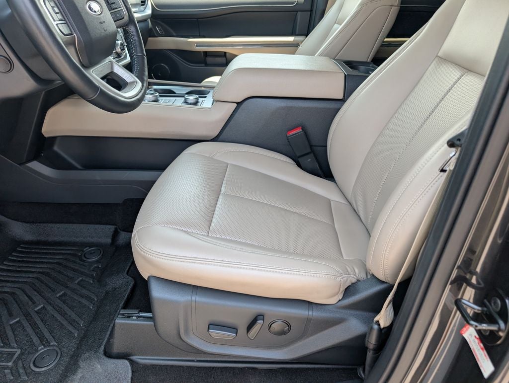 2023 Ford Expedition Max XLT