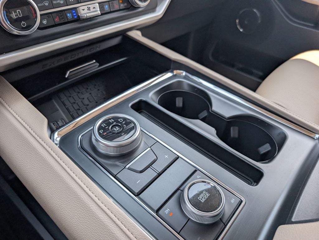2023 Ford Expedition Max XLT