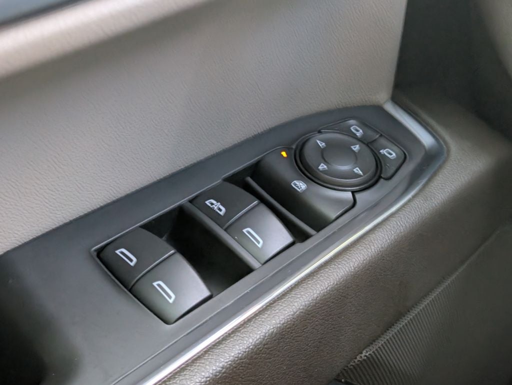 2024 Chevrolet Silverado 1500 LT LT1
