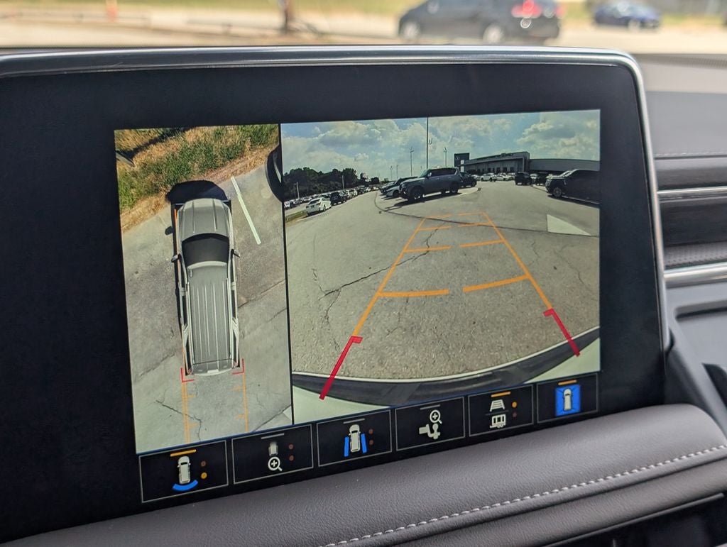 2023 GMC Yukon SLT