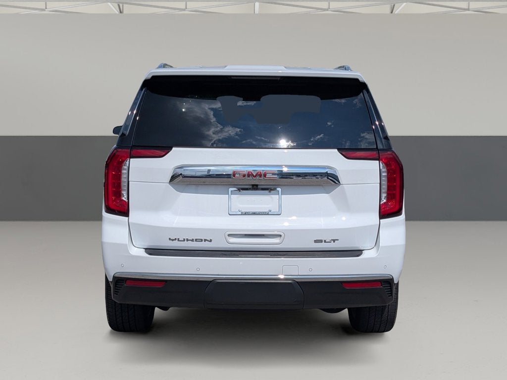2023 GMC Yukon SLT