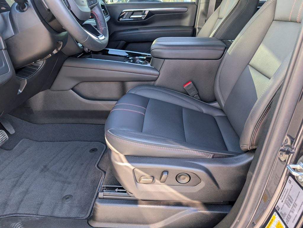 2025 Chevrolet Tahoe RST