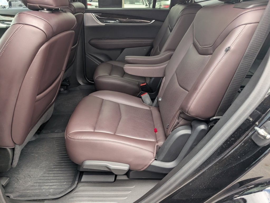 2022 Cadillac XT6 Premium Luxury