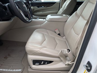 2018 Cadillac Escalade ESV Luxury